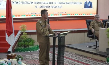 Saat Rapat dengan Penghulu dan Lurah, Bupati Rohil : Tapal Batas Wajib Selesai Oktober
