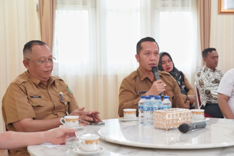 Bupati Rohil Lepas Keberangkatan, Beri Motivasi dan Semangat ESI Tanding Mobile Legend di PON 2024