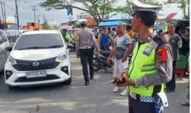 Polres Pelabuhan Belawan Lakukan Amankan Arus Balik Lebaran 2024 di Dermaga Bandar Deli
