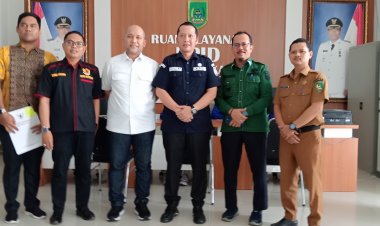Tim Monev KI Provinsi Riau Evaluasi Layanan PPID Diskominfotik Rohil