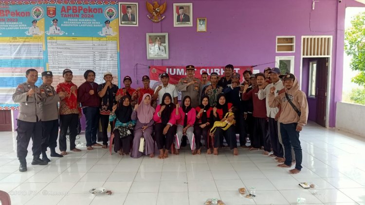 Jum'at Curhat di Gelar Polsek Sekincau di Balai Pekon Suka Mulya