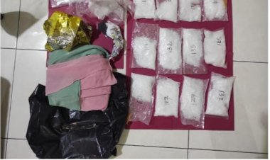 Avsec Bandara SSK II Gagalkan Upaya Penyelundupan Sabu, Disimpan Dalam Sepatu 4 Penumpang