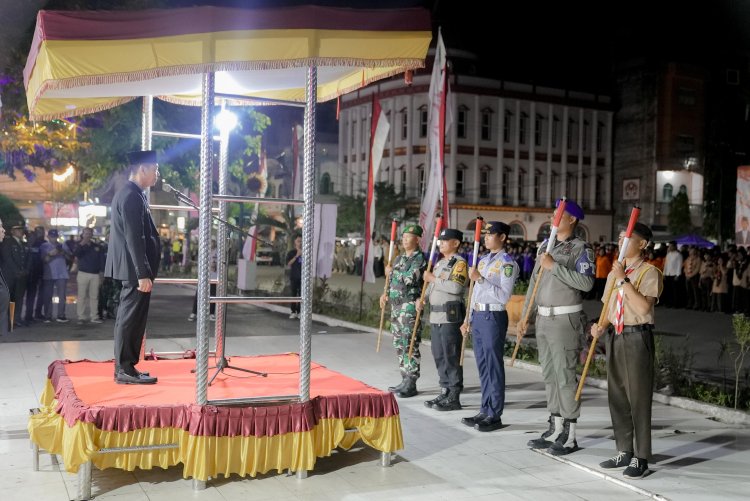 Bupati Afrizal Sintong Lepas Peserta Pawai Obor Malam Taptu