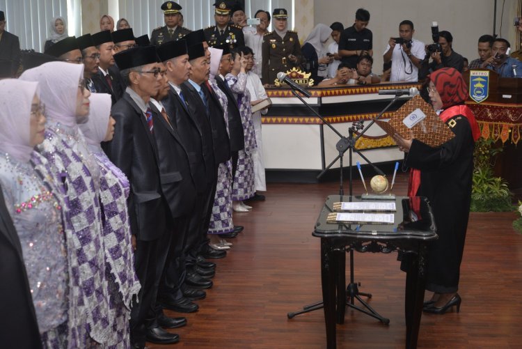 Paripurna DPRD Kota Metro Lantik Ketua Sementara dan Anggota DPRD Periode 2024-2029