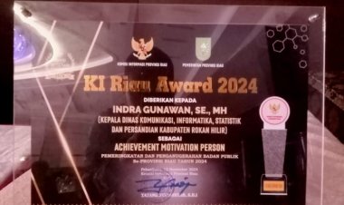 Kabupaten Rohil Raih Penghargaan Tingkat Kepatuhan Badan Publik dalam Keterbukaan Informasi