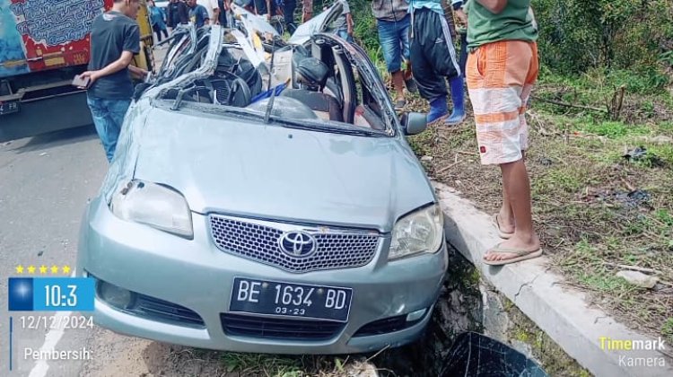 Lakalantas di Sunjaya Pekon Giham Sukamaju, Mengakibatkan  Mobil Pribadi Rusak Parah