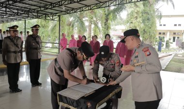 Kapolres Rohil Pimpin Upacara Sertijab dan Kenal Pamit Kasat Intelkam dan Kapolsek Bangko