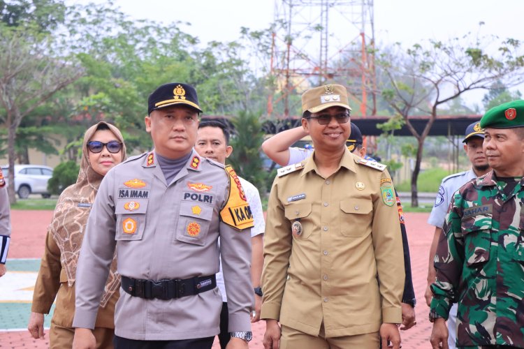 Kapolres Rohil Pimpin Apel Gelar Pasukan Operasi Ketupat Lancang Kuning Tahun 2025