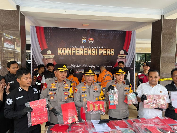 Polres Lumajang Ungkap Kasus Pencurian 10 Kg Emas, Tiga Tersangka Diamankan
