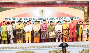 Bupati Rohil Hadiri Pengukuhan FKPMR, Serukan Penguatan Marwah Melayu Riau