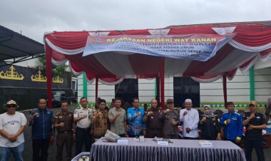 Kejari Way Kanan Musnahkan Barang Bukti 14 Perkara yang Telah Berkekuatan Hukum Tetap