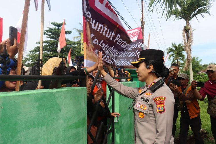 Polres Lampung Timur Laksanakan Pengamanan Unjuk Rasa Terkait Konflik Gajah dan Manusia di TNWK